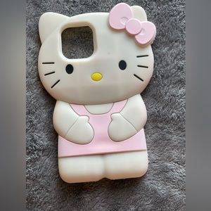 Hello kitty phone case 12 pro max